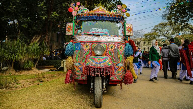 #11 Best Small Business Ideas in Pakistan To Start With 50000 Rupees